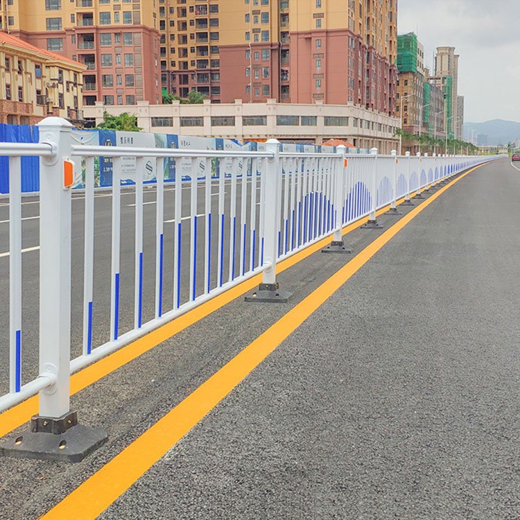 人行横道护栏